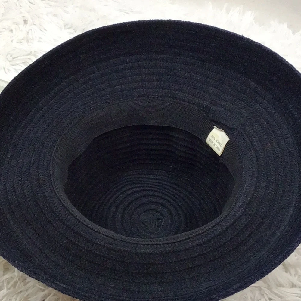 Knit cloche Sun Hat with Colorful Floral Band